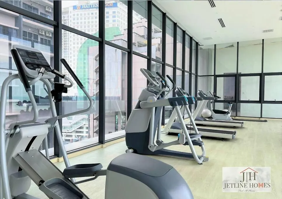 Melaka Town {Imperio Studio} Pool-View/4Pax/Bathub location